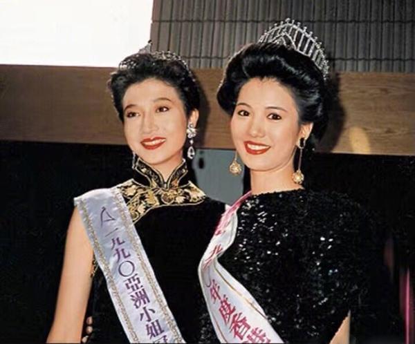 成龙认小龙女最新动态及小巷特色小店探秘